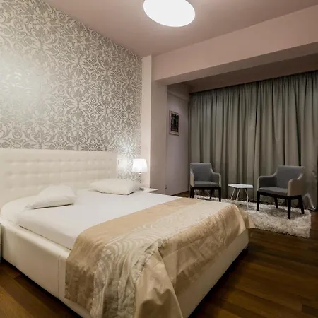 Orhideea & Hotel 4*