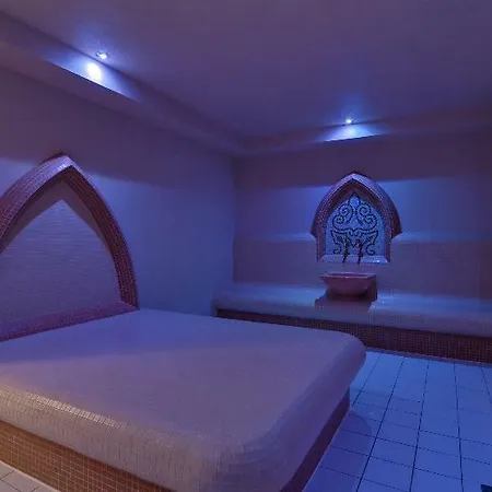 Hotel Orhideea & 4*