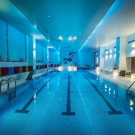 Hotel Orhideea & 4*