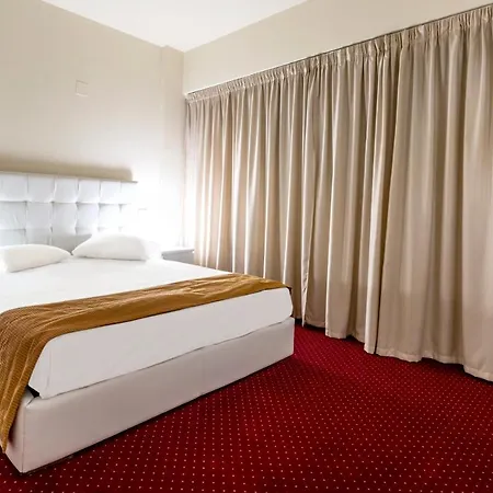 Hotel Orhideea & 4*