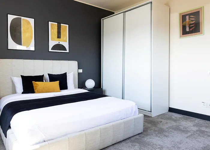 Orhideea & Hotel Bucharest