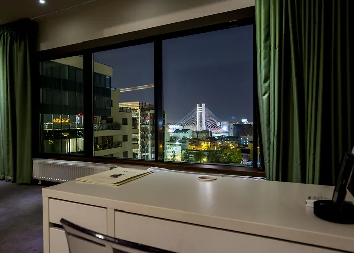 Orhideea & Bukareszt